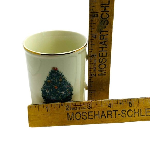 Set Of 4 Royal Gallery 6377 Christmas Tree Coffee Mugs Cups Gold Trim Vintage - Picture 11 of 11